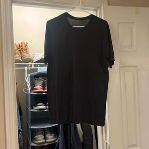 Lululemon metal vent tech T-shirt